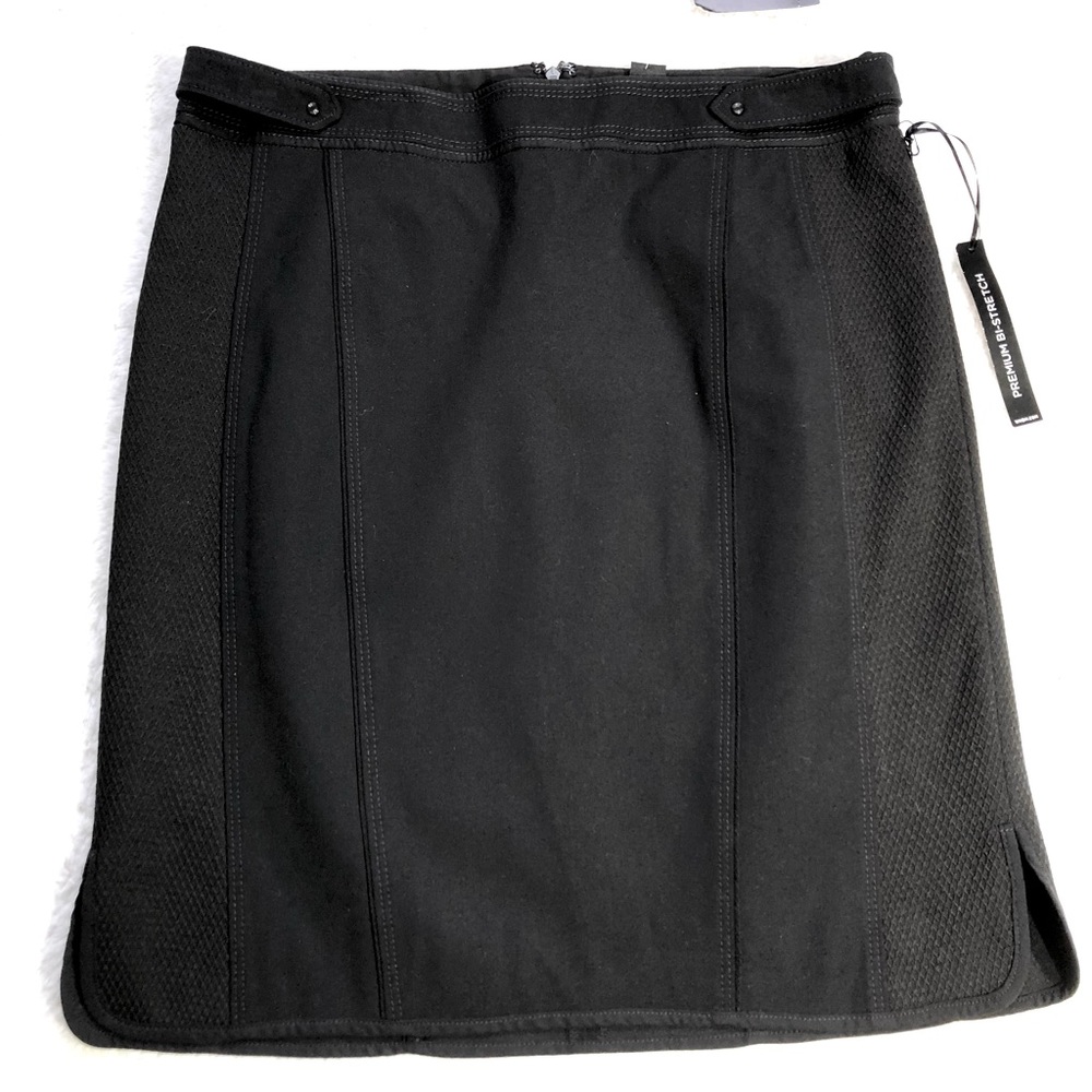 White House Black Market Seamed Pencil Skirt